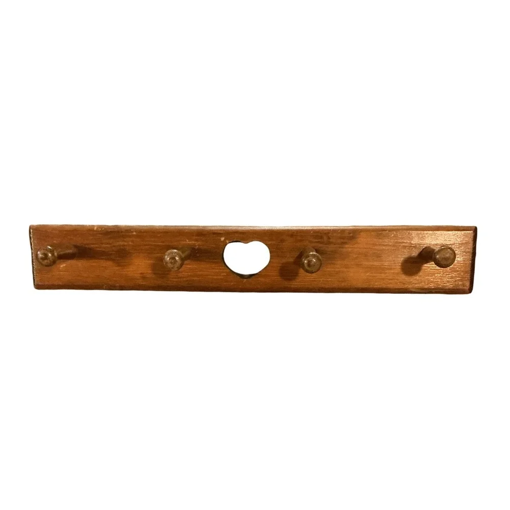 Vintage Wood Wall Peg Rack Heart Cutout 4 Hook Coat Hat Hanger Made in Mexico